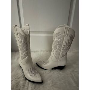 🆕 Indigo Rd Women's Western Cowboy Boots Creamy White Size 6